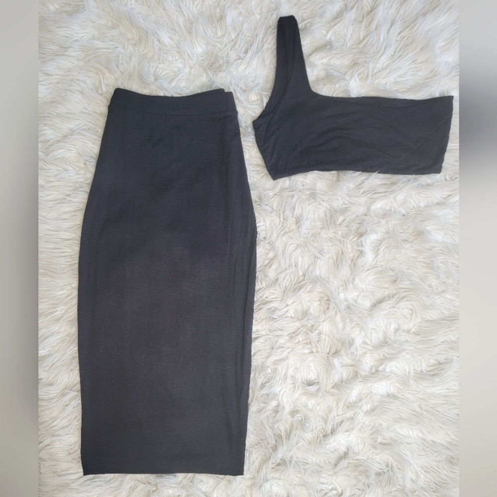 Lux LA Midi Set 2PC Black One Shoulder High Waisted Midiskirt Set - Picture 3 of 6